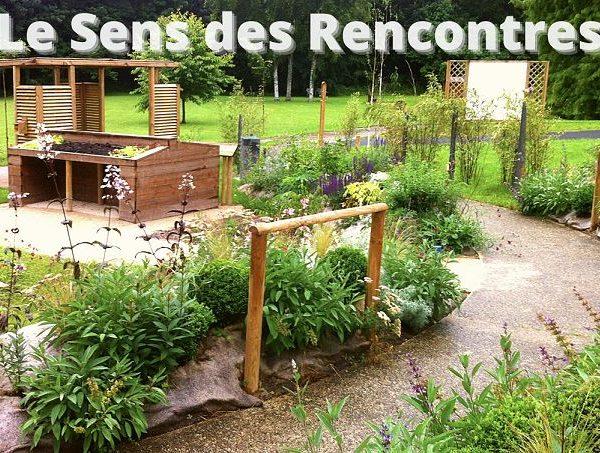 Un jardin aménagé.