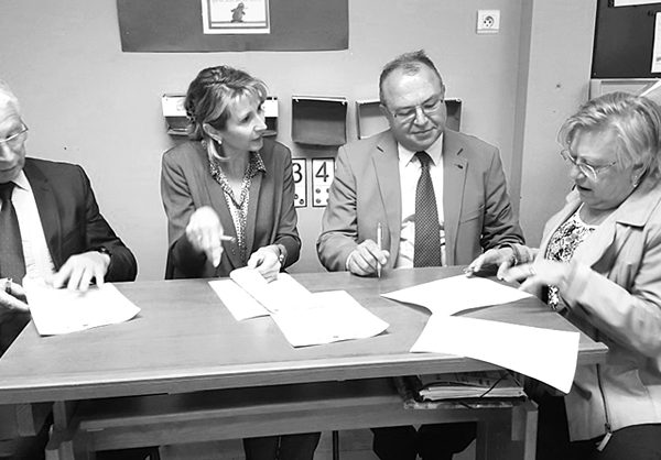 Signature de la convention