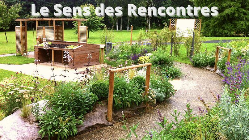 Un jardin aménagé.