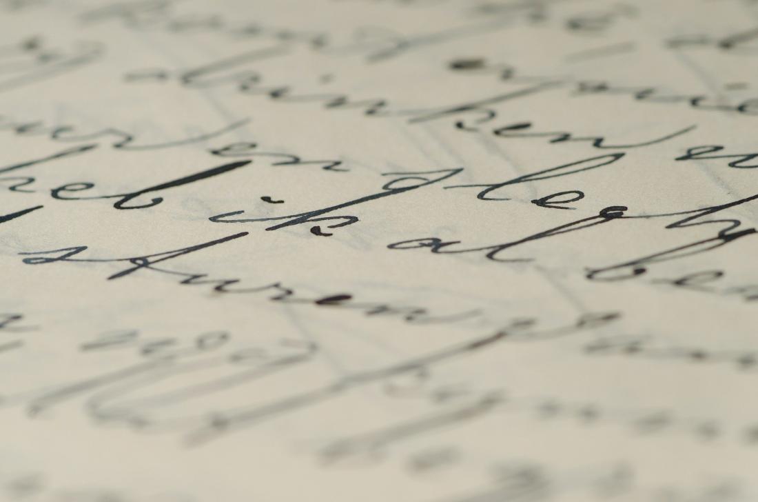 Des mots sur une feuille