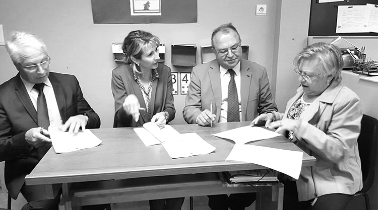 Signature de la convention