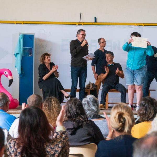 Remise des attestations de RAE à Bidos.