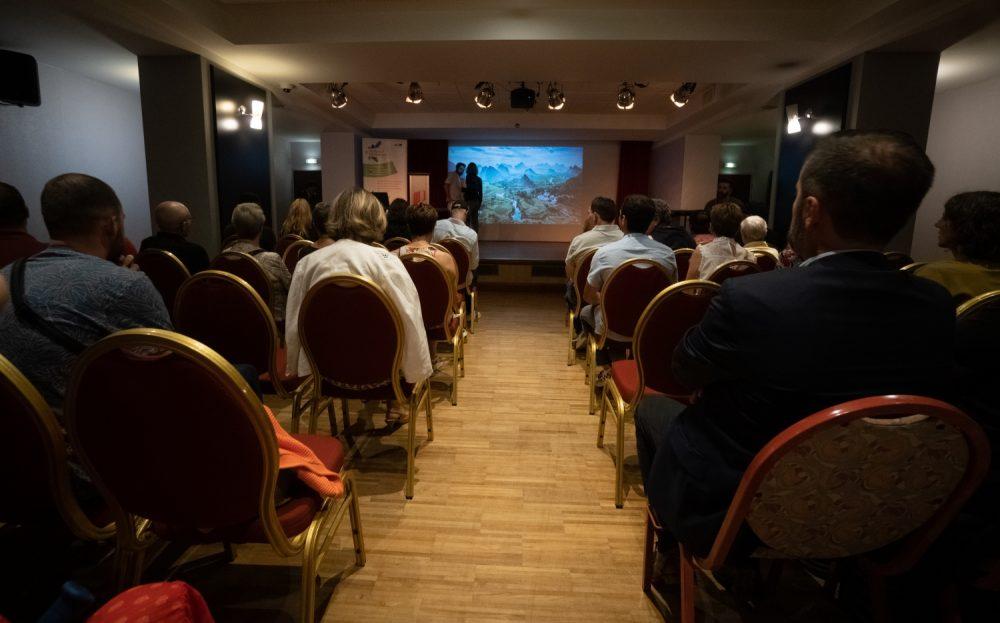 Remise des attestations de RAE à Salies de Béarn.