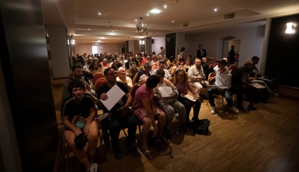 Remise des attestations de RAE au Casino de Salies de Béarn.