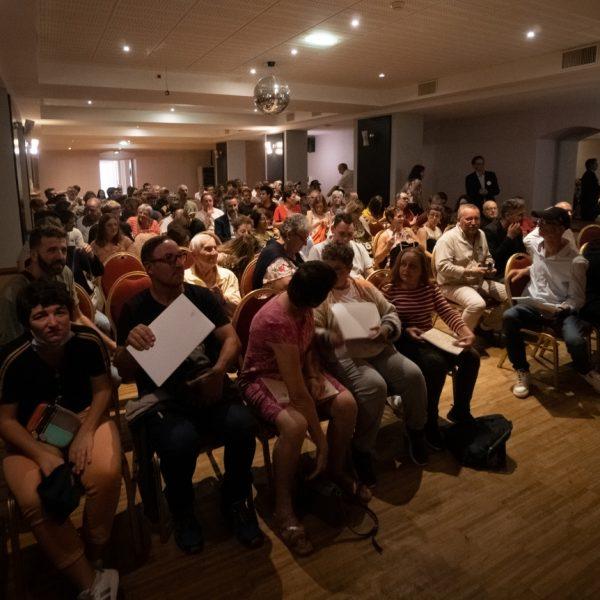 Remise des attestations de RAE au Casino de Salies de Béarn.